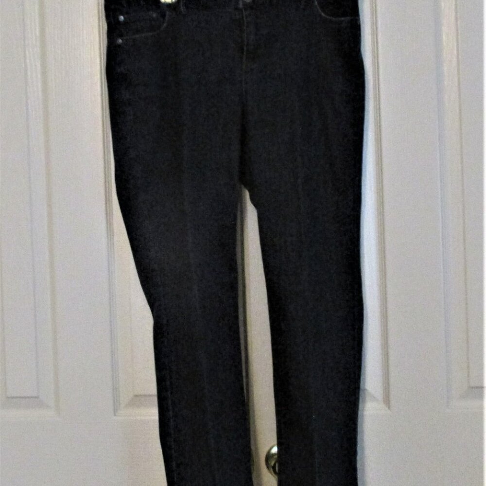 Terra & Sky Jeans - Picture 3 of 5